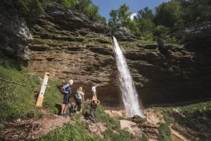 Besuchen Sie den Peričnik-Wasserfall