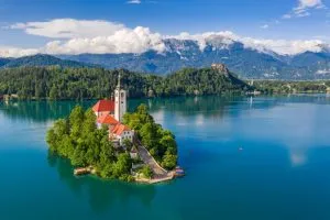 Isla en el lago Bled